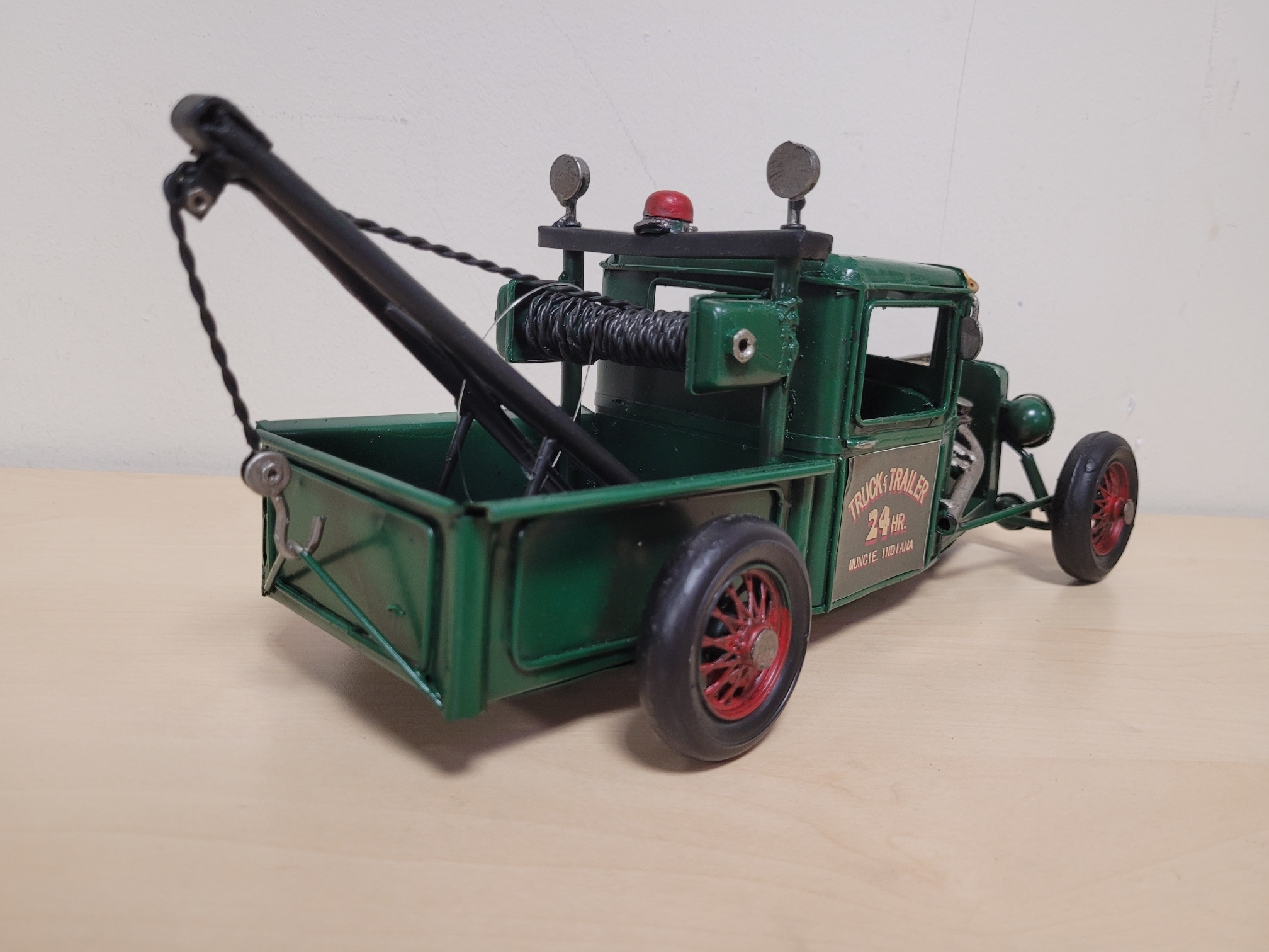 Hotrod groen sleepwagen metalen model